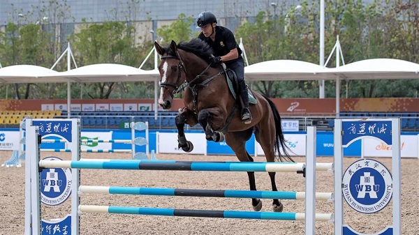 武漢商學院緊缺技能人才自考本科為高考學子圓夢