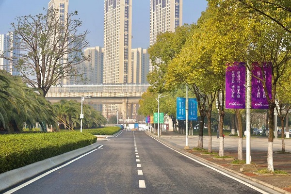 2022武漢工商學院自考本科助學班招生彩頁